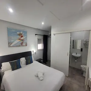 Ayz Frailes - Auto Check-in (adults Only) Pensjonat