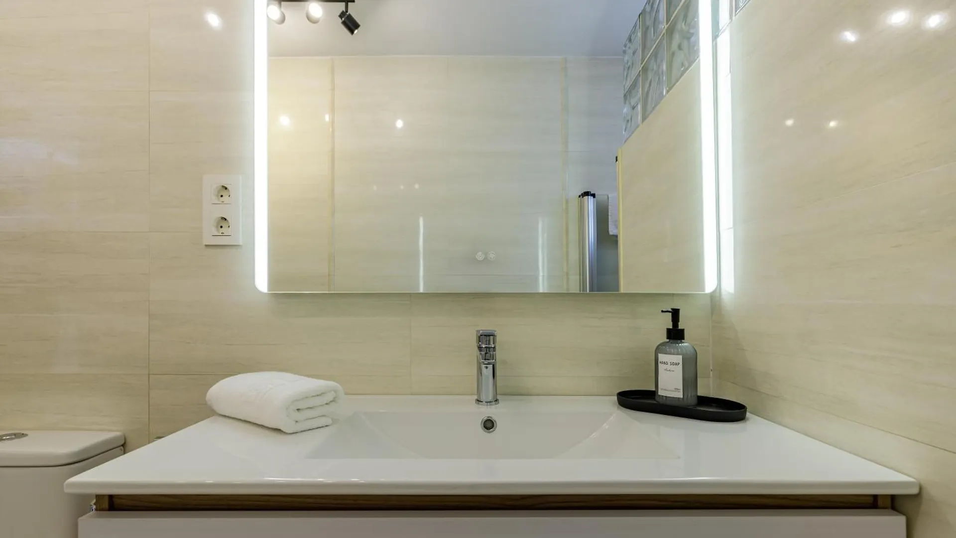 Willa Elite Ocean House Malaga 0*,